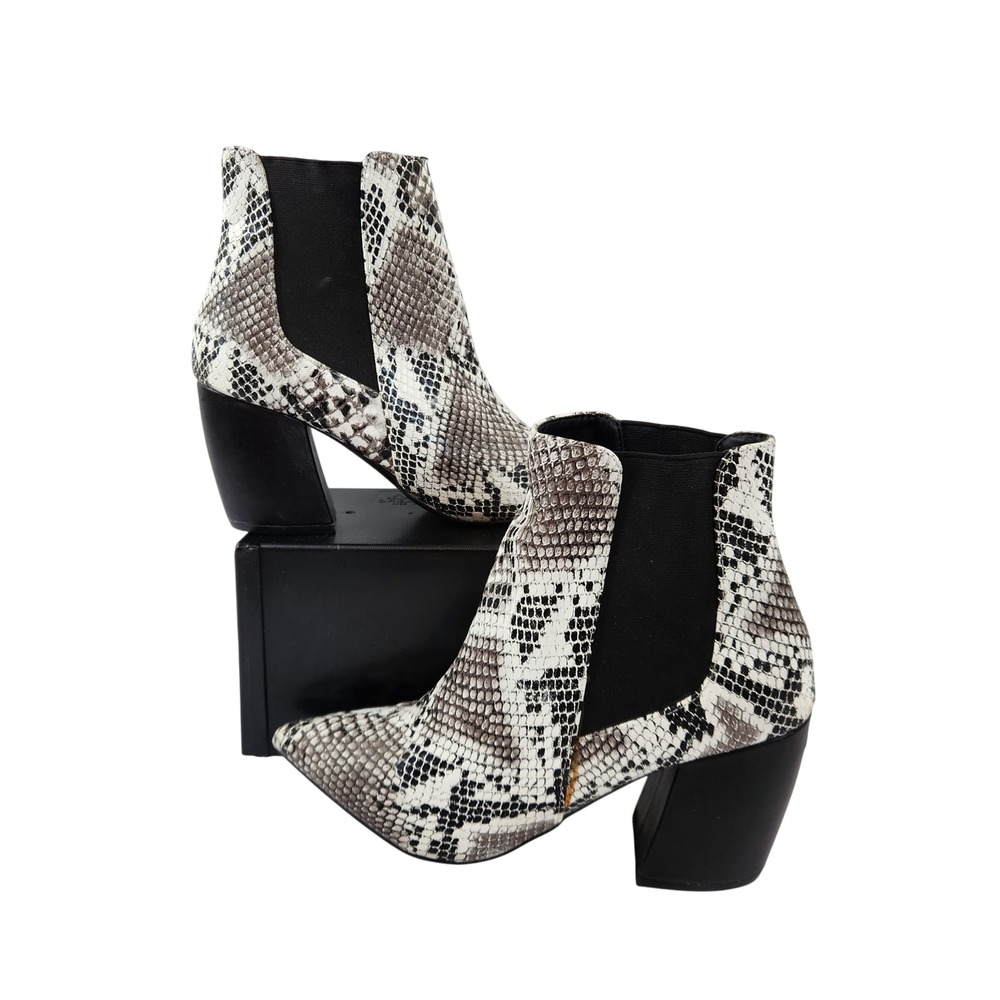 Lulus Women Snake Print Pointed Toe Block Heel Chelsea Boots Size 7.5
